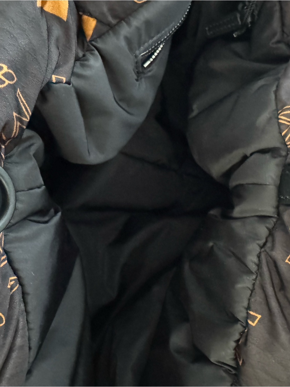 MCM Black & Cognac Logo Quilted Puffer Tote - Picture 4 of 13